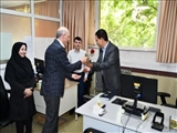 حضور ریاست محترم مرکز بهداشت در محل کار کارشناسان ستادی بهداشت حرفه ای و تبریک روز جهانی بهداشت حرفه ای